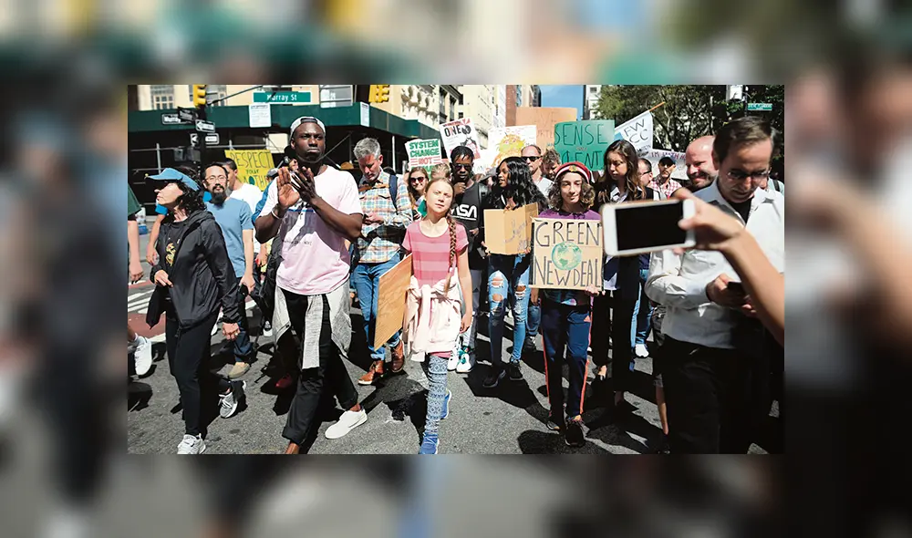 Jóvenes encabezan la manifestación mundial contra el cambio climático Jóvenes encabezan la manifestación mundial contra el cambio climático