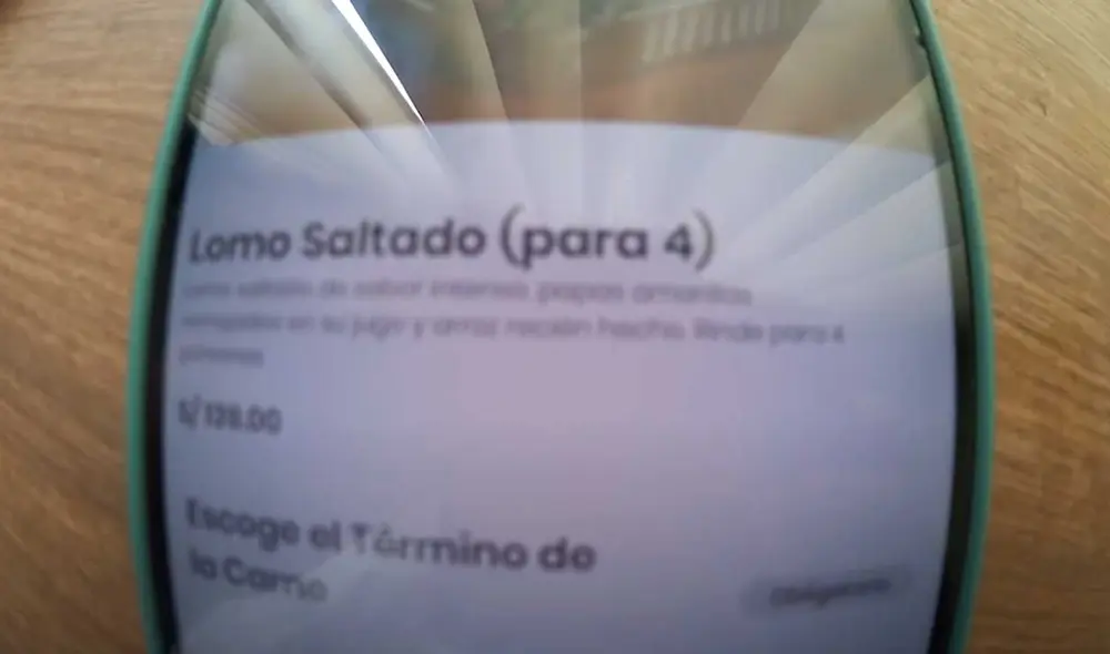 Desliza las imágenes para ver la presentación de este suculento platillo ofrecido en un restaurante peruano. Foto: Captura de YouTube/El Cholo mena Desliza las imágenes para ver la presentación de este suculento platillo ofrecido en un restaurante peruano. Foto: Captura de YouTube/El Cholo mena