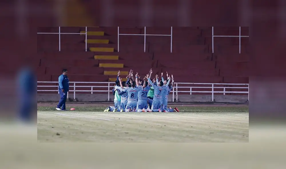 clásico. Collazos fue en busca de sus compañeros, para que hagan su tradicional festejo. clásico. Collazos fue en busca de sus compañeros, para que hagan su tradicional festejo.