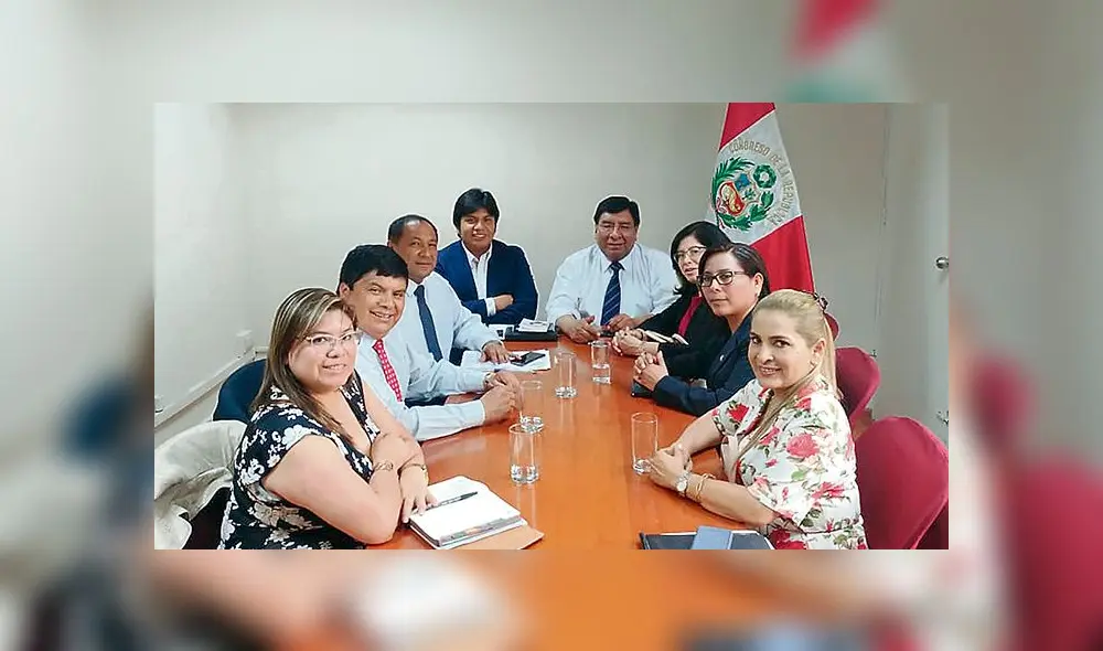 Héctor Becerril a favor de que Kenji Fujimori regrese al Congreso Héctor Becerril a favor de que Kenji Fujimori regrese al Congreso