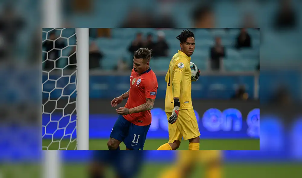 Pedro Gallese no se quedó callado y lanzó fuertes declaraciones contra el chileno Eduardo Vargas.