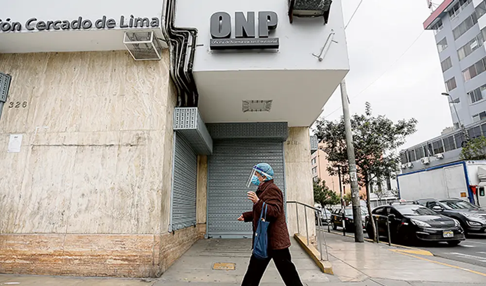 Justicia. Varios jubilados fallecieron sin recibir pensión. Foto: Antonio Melgarejo.