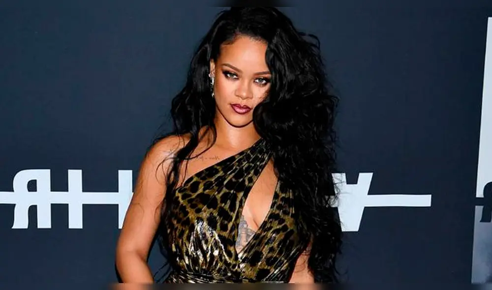 Rihanna asegura que está ocupada tratando de salvar al mundo del coronavirus Rihanna asegura que está ocupada tratando de salvar al mundo del coronavirus