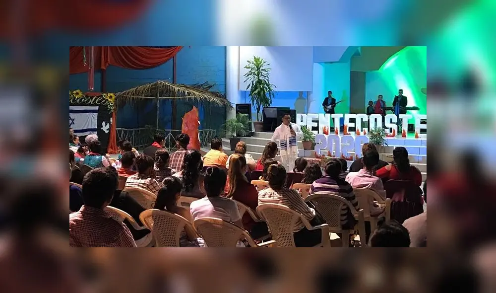 El público asistente y los usuarios en redes sociales quedaron aterrorizados con el acto. Foto: Facebook. El público asistente y los usuarios en redes sociales quedaron aterrorizados con el acto. Foto: Facebook.