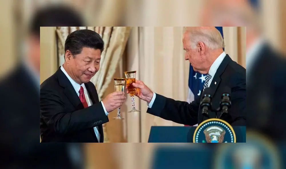 Joe Biden, cuando era vicepresidente, brindando con el presidente chino Xi Jiping el 25 de septiembre de 2015 en Washington, D.C. Foto: AFP Joe Biden, cuando era vicepresidente, brindando con el presidente chino Xi Jiping el 25 de septiembre de 2015 en Washington, D.C. Foto: AFP
