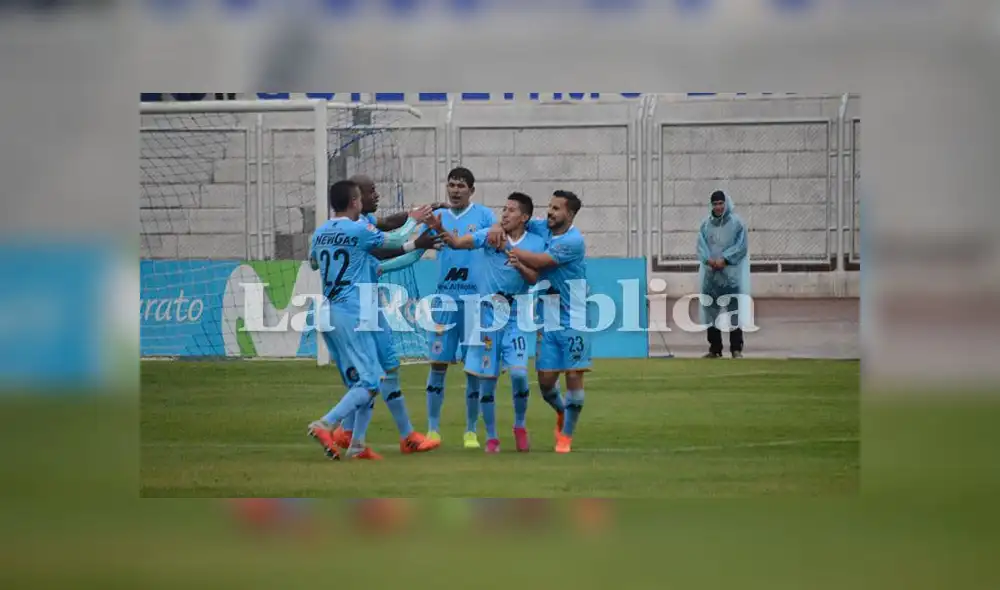 NORTE FACHADA E INTERIOR