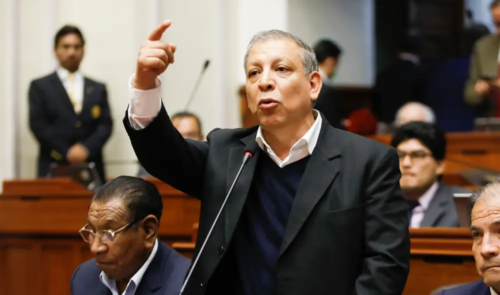 Marco Arana, miembro de la Comisión Permanente. Foto: Congreso. Marco Arana, miembro de la Comisión Permanente. Foto: Congreso.