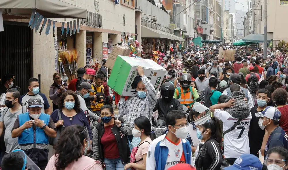 Colegio Médico pide cambio de medidas restrictivas al Gobierno. Foto: Antonio Melgarejo/La República