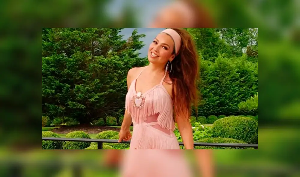 Facebook viral: muchacha se graba en pijama imitando a su cantante favorita Thalía [VIDEO]