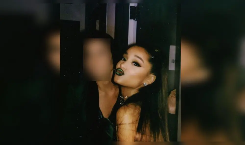 Ariana Grande besa en la boca a mujer y fans enloquecen con escena [FOTOS]