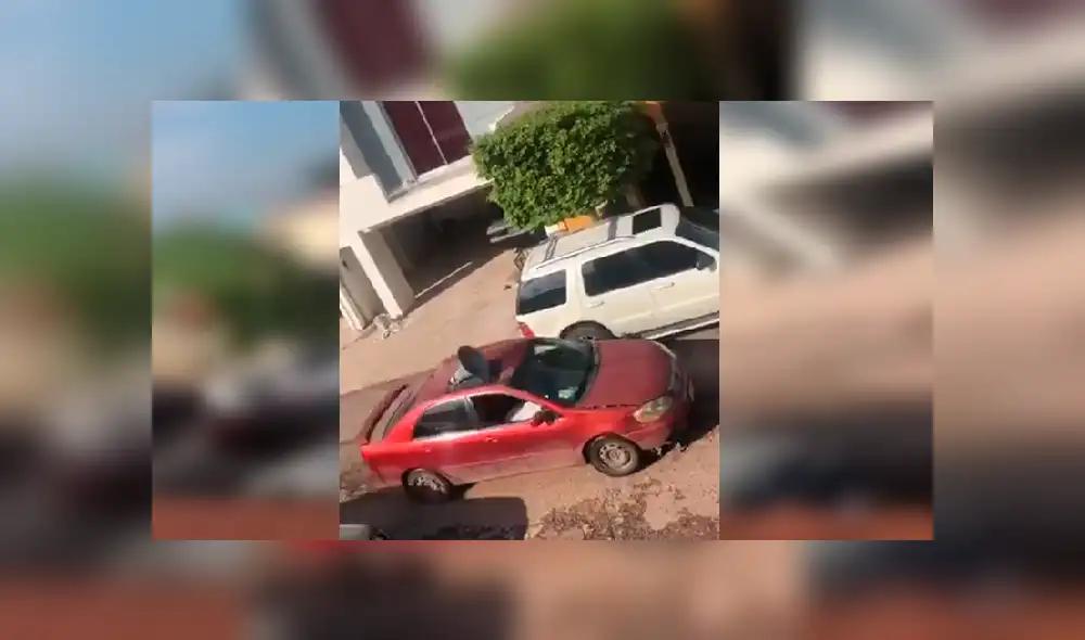 Vía Facebook. Pobladores captaron al vendedor promocionando sus tamales a bordo de su vehículo en plena balacera que sembró el terror este último jueves en Culiacán, México