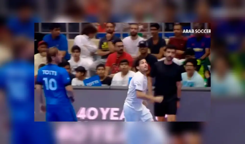 Jugador de futsal intentó humillar a Francesco Totti y este le respondió de la mejor manera Jugador de futsal intentó humillar a Francesco Totti y este le respondió de la mejor manera
