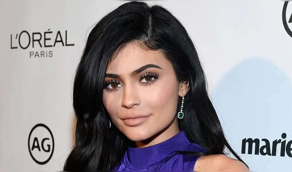 Kylie Jenner conoce a J Balvin y se toma selfie Kylie Jenner conoce a J Balvin y se toma selfie