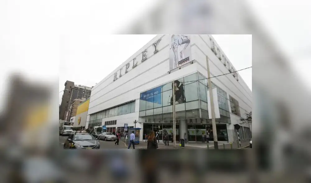 Ripley atiende reclamos de clientes después de un mes