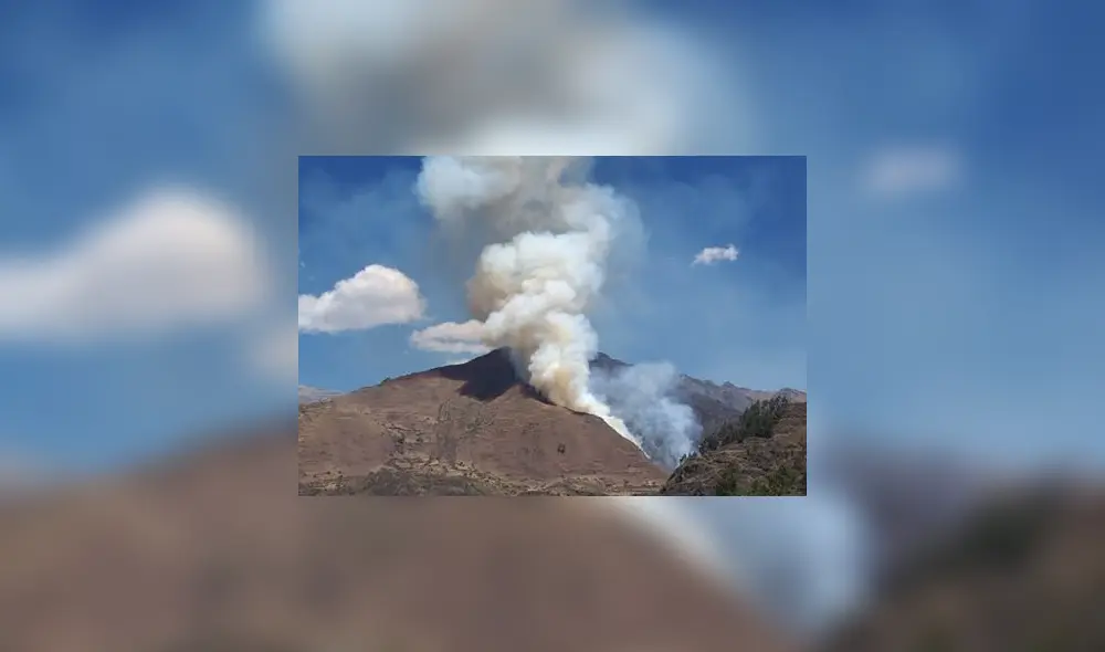 Incendio forestal continúa por más de 5 días cerca del parque Huascarán