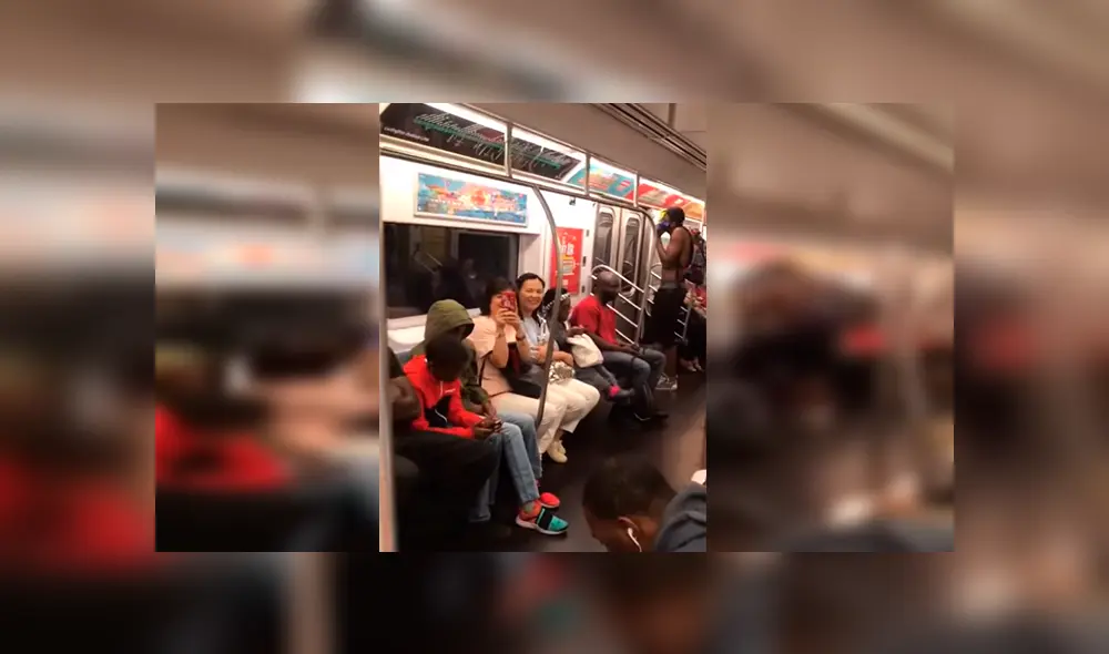 En YouTube, un joven subió al tren interpretando una canción de los Backstreet Boys y no imaginó que los pasajeros se sumarían. En YouTube, un joven subió al tren interpretando una canción de los Backstreet Boys y no imaginó que los pasajeros se sumarían.