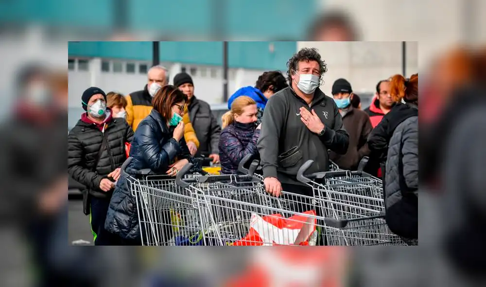 Los supermercados del norte de Italia son vaciados debido a la histeria por el brote de coronavirus. Foto: DPA. Los supermercados del norte de Italia son vaciados debido a la histeria por el brote de coronavirus. Foto: DPA.