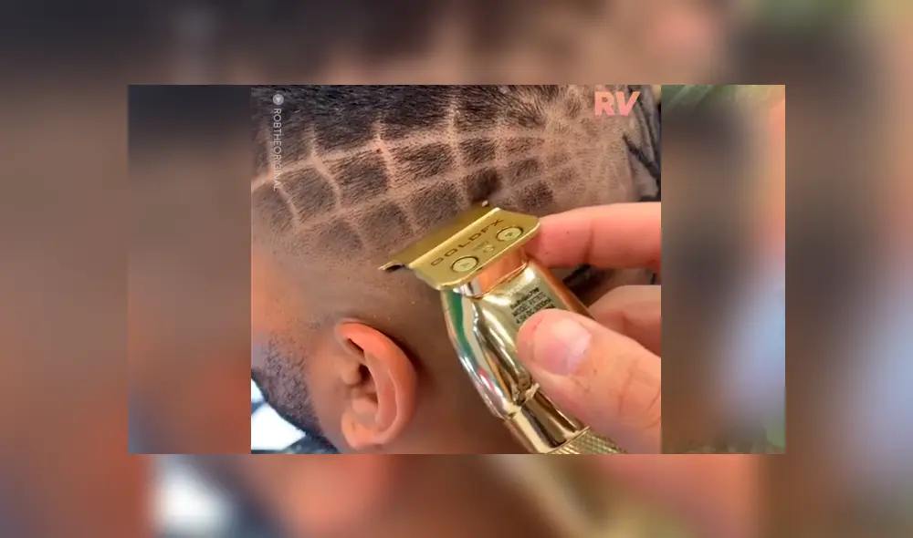En Facebook se viralizó el curioso cambio de look que hizo un barbero en la cabeza de su cliente. En Facebook se viralizó el curioso cambio de look que hizo un barbero en la cabeza de su cliente.