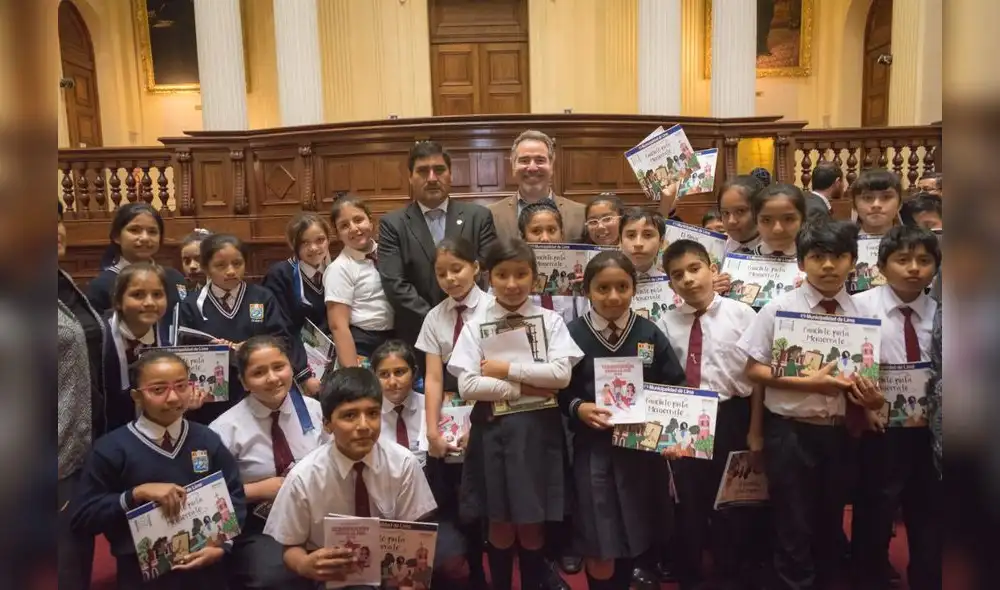 Municipalidad de Lima presentó su primera colección de cuentos 