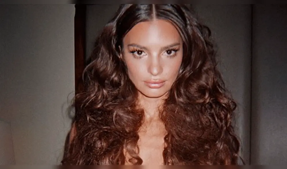 Video del desnudo de Emily Ratajkowski en la cama reta la censura de Instagram