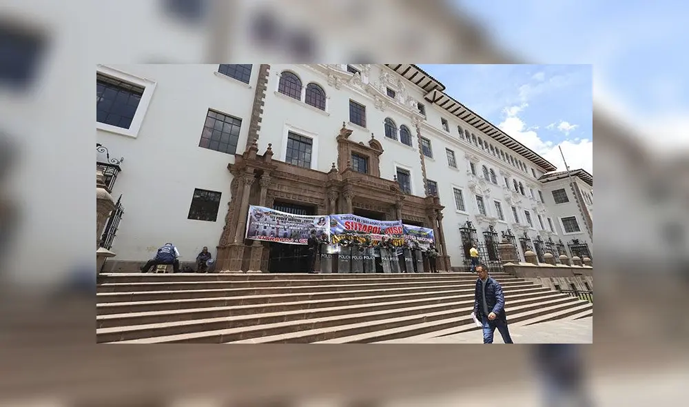 El trabajo reiniciará así se haya ampliado la medida que obliga al aislamiento social obligatorio. El trabajo reiniciará así se haya ampliado la medida que obliga al aislamiento social obligatorio.