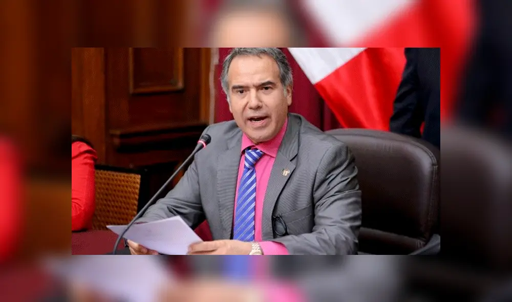 Franceso Petrozzi forma parte de la Bancada Liberal. Foto: Difusión Franceso Petrozzi forma parte de la Bancada Liberal. Foto: Difusión