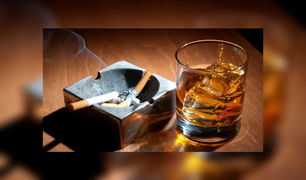 La mujer se encuentra internada y fuera de peligro según los agentes policiales. La mujer se encuentra internada y fuera de peligro según los agentes policiales.