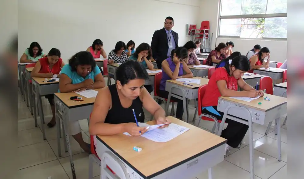 Nuevo examen de ascenso a más de 300 mil maestros Nuevo examen de ascenso a más de 300 mil maestros