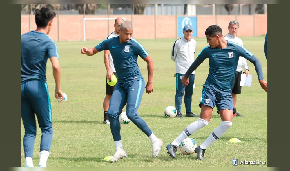 Alianza Lima vs Binacional por la vuelta de la final Liga 1 Movistar. Alianza Lima vs Binacional por la vuelta de la final Liga 1 Movistar.