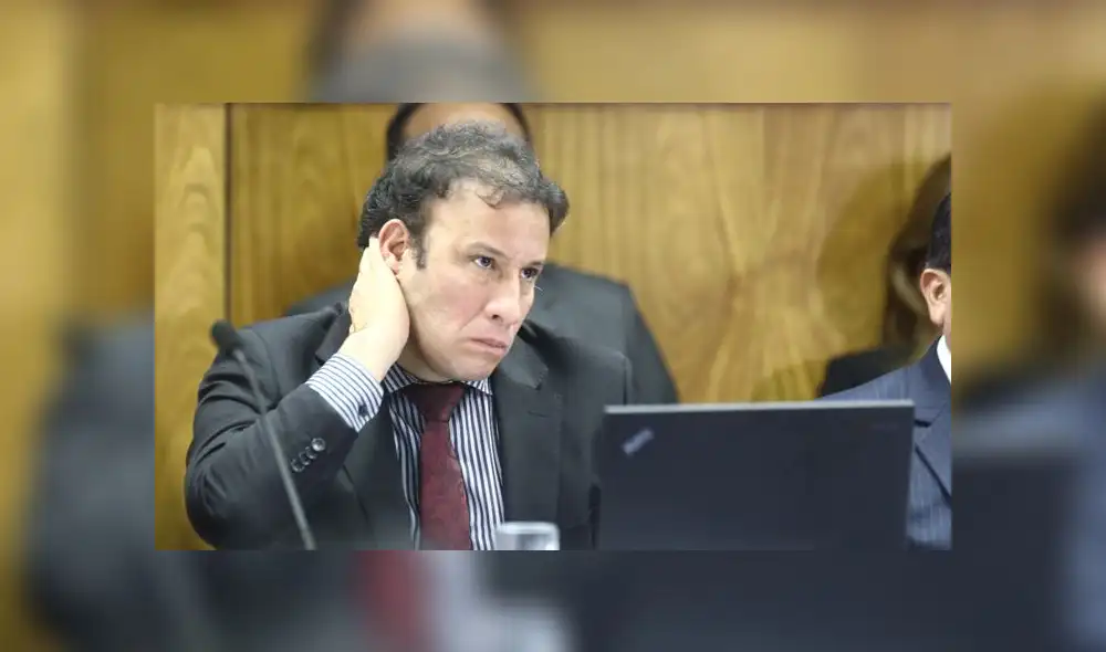 Abren proceso a fiscal Peña por interferir en diligencia sobre 'AG' a Odebrecht Abren proceso a fiscal Peña por interferir en diligencia sobre 'AG' a Odebrecht