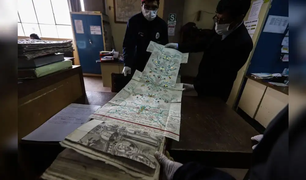 PASADO. Árbol genealógico de Tupac Amaru en biblioteca.