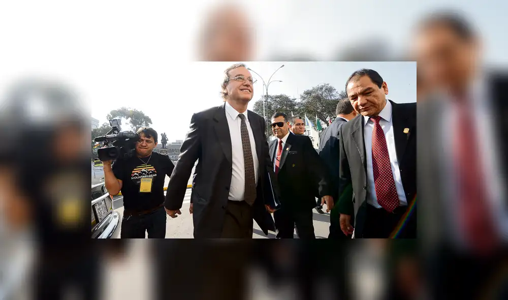 Ministro Carlos Basombrío sostiene que acusación debe ser archivada Ministro Carlos Basombrío sostiene que acusación debe ser archivada