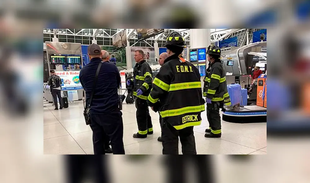 Fuerte turbulencia sacudió un avión y dejó 30 pasajeros heridos [VIDEO]