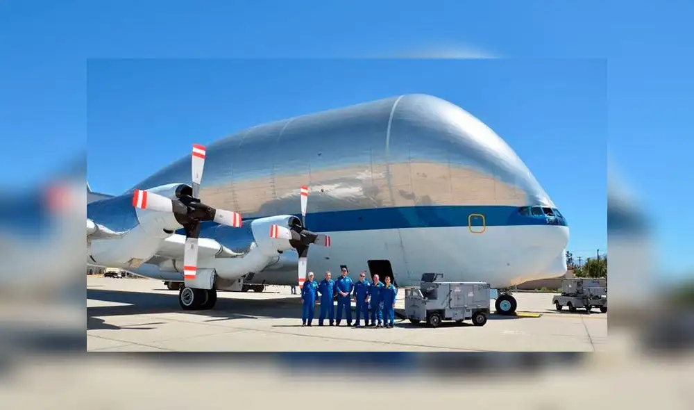 Super Guppy, gigantesco transportador de la NASA. Foto: NASA
