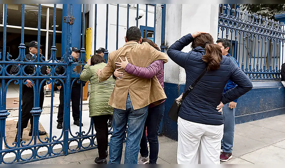 Choque de cúster contra cerro deja 19 muertos en Canta