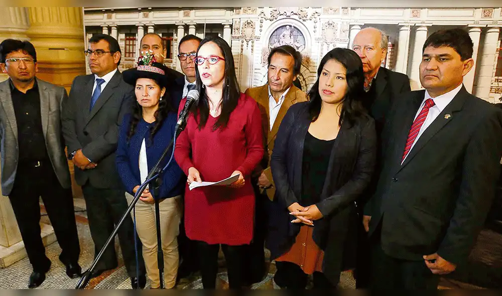 Congreso da norma contra legisladores disidentes