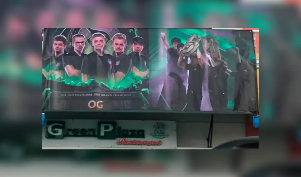 Fan de Dota 2 alquila panel publicitario para celebrar bicampeonato de OG en The International 2019. Fan de Dota 2 alquila panel publicitario para celebrar bicampeonato de OG en The International 2019.