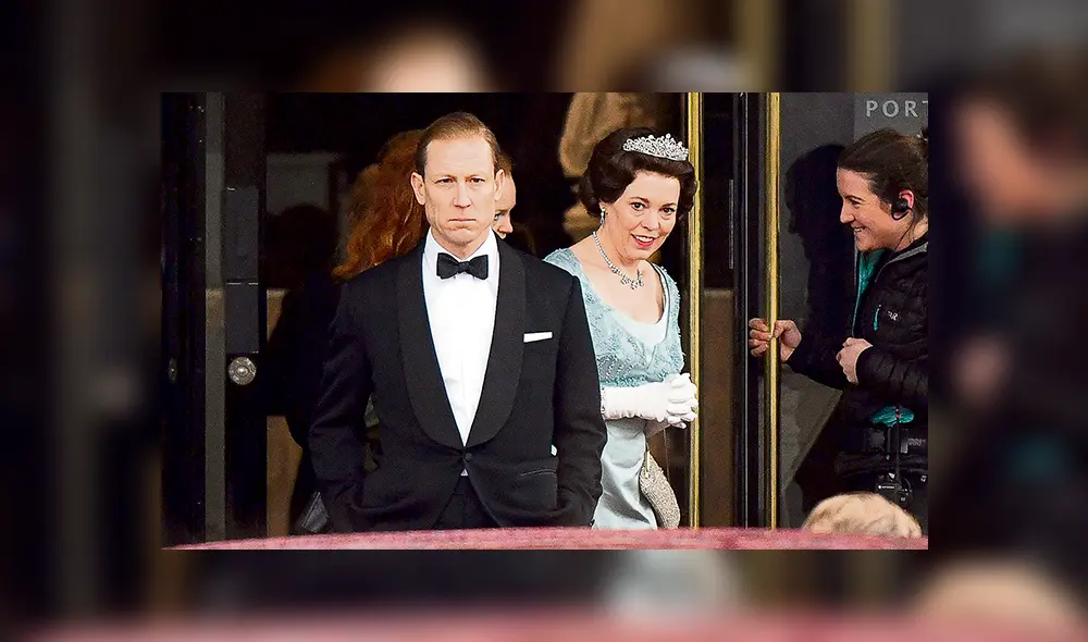 Adultos. Olivia Colman y Tobias Menzies.