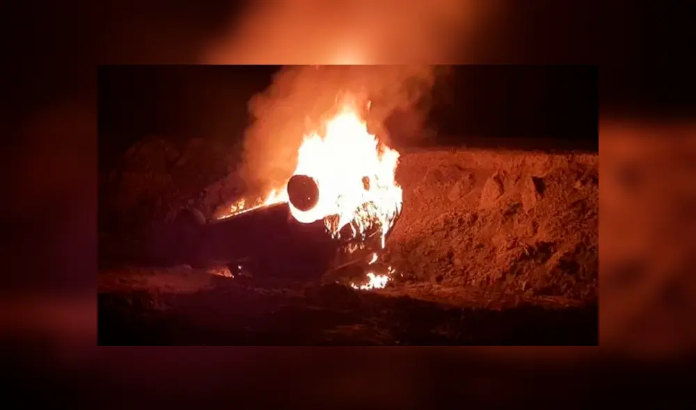 Carro incendiado Carro incendiado