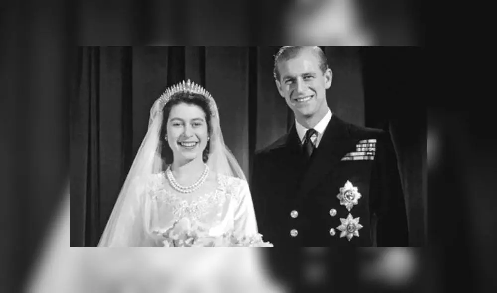 Reina Isabel II y su esposo, el príncipe Felipe, teniente Philip Mountbatten. Foto: Cosas Perú. Reina Isabel II y su esposo, el príncipe Felipe, teniente Philip Mountbatten. Foto: Cosas Perú.
