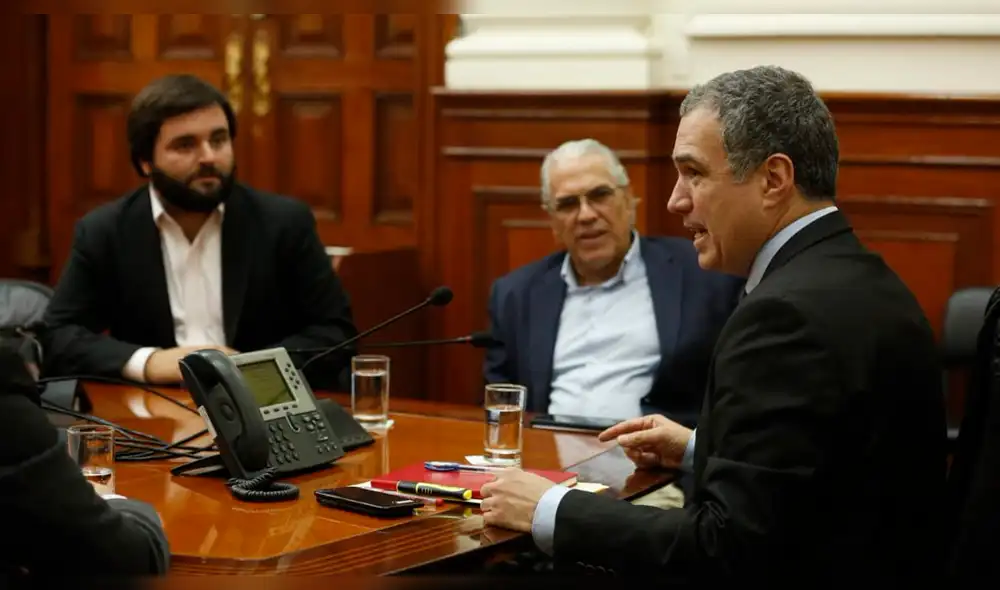 Salvador del Solar culminó reuniones con bancadas del lunes