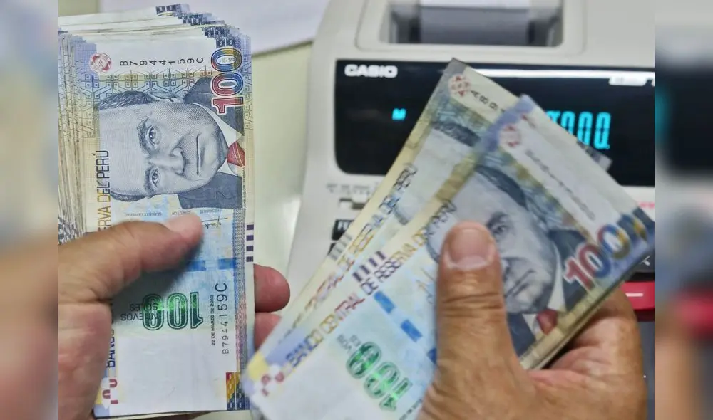 Si has pensado en tener una mejor rentabilidad de tu fondo, tasas o plazos, puedes realizar el traslado de tu dinero. Foto: Andina