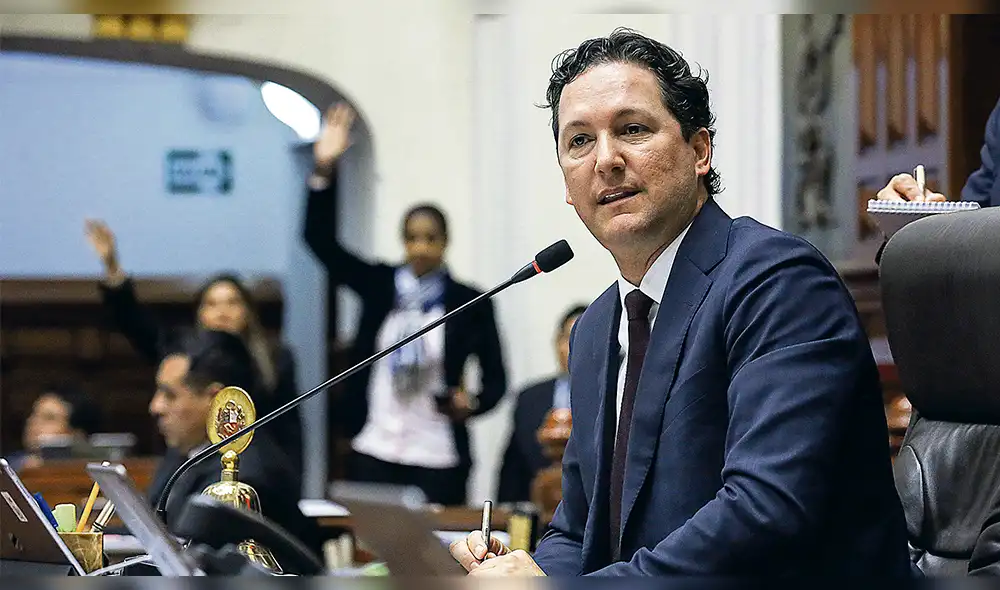 Daniel Salaverry arremete de nuevo contra el Ejecutivo Daniel Salaverry arremete de nuevo contra el Ejecutivo