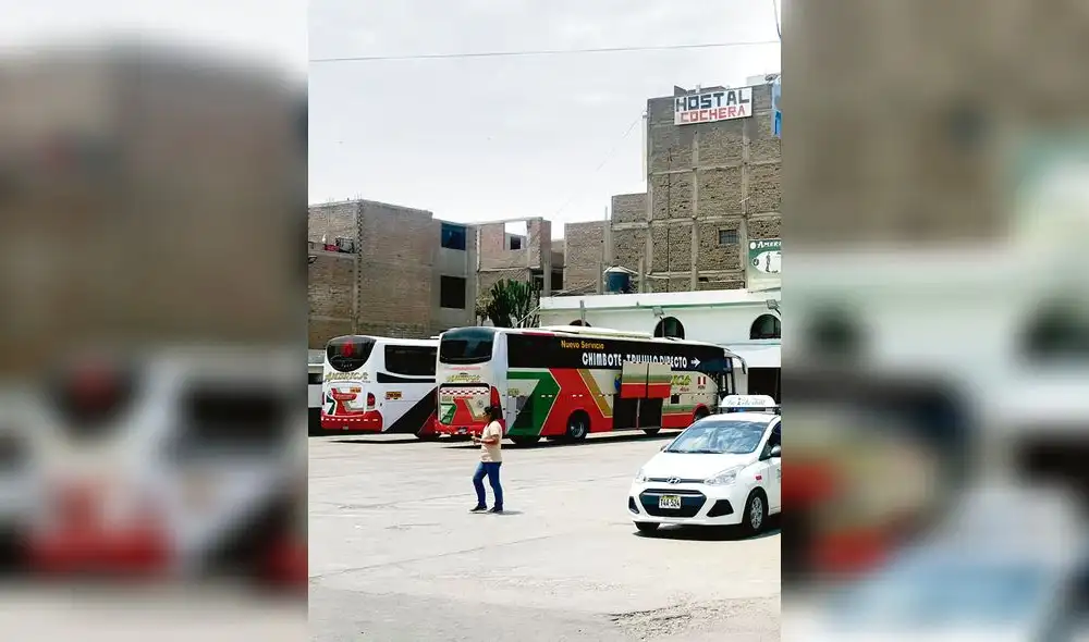 Transportistas suben precio de pasajes por Semana Santa Transportistas suben precio de pasajes por Semana Santa