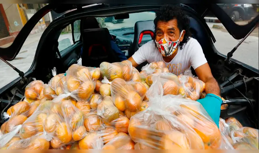 Cómicos ambulantes José Luis Cachay vende mandarinas por delivery tras quedarse sin trabajo ni dinero por la cuarentena