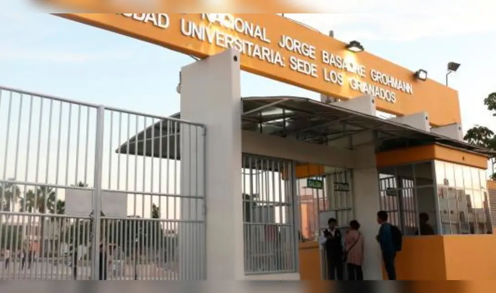 Universidad de Tacna amplía vacantes por cierre de universidades sin licenciamiento. Universidad de Tacna amplía vacantes por cierre de universidades sin licenciamiento.
