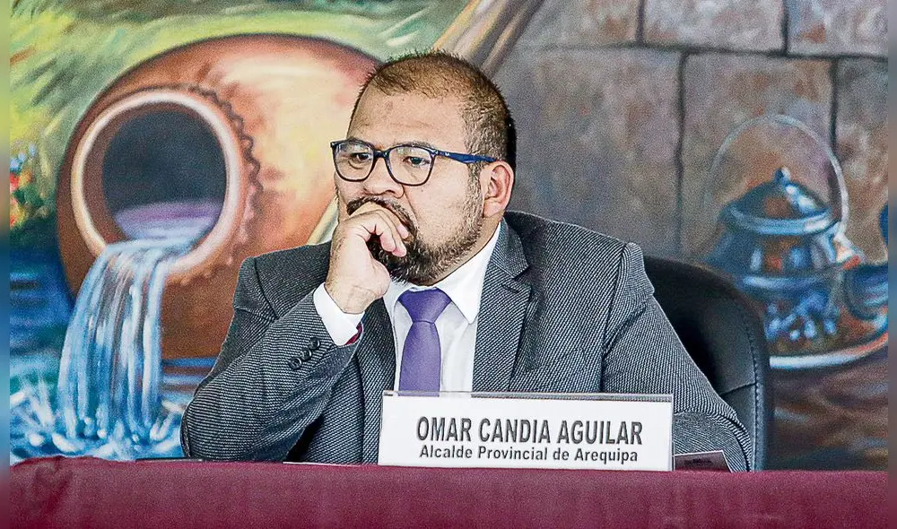 desencajado.  En sus actividades públicas a la autoridad edil se le notó preocupado. En la tarde la Sala Penal de Apelaciones confirmó sentencia.