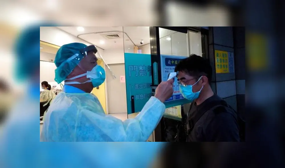 Las autoridades determinaron evaluar también a las personas que interactuaron con el hombre. Foto: EFE