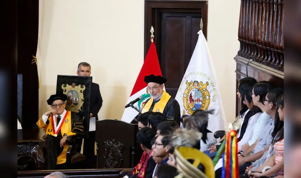 Presidente Vizcarra inauguró año académico de universidad San Marcos [FOTOS]