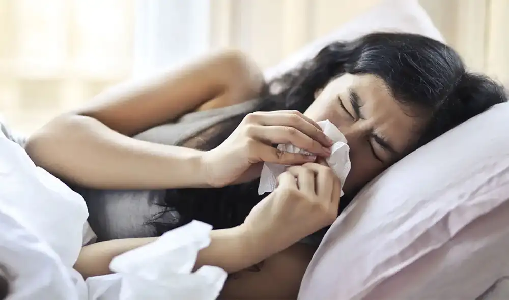 Las reinfecciones repetidas de COVID-19 podrían agravar más la salud de las personas, según el nuevo estudio. Foto: referencial / Pexels